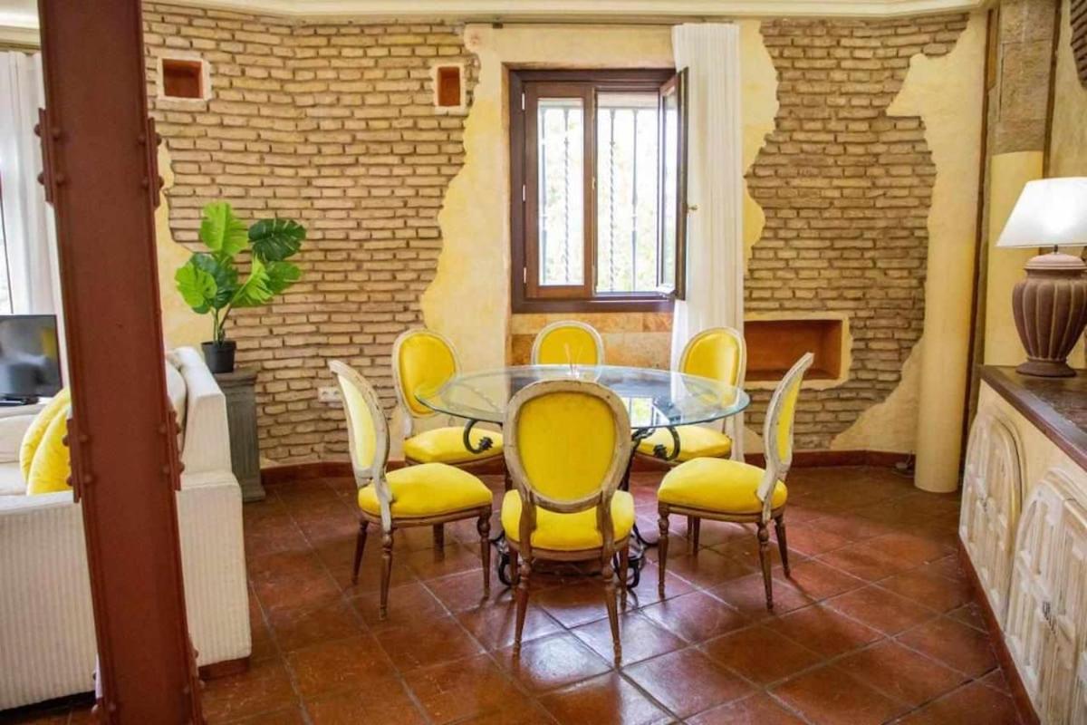 Monkeys Apartments Adriano & Terrace เซบีญา ภายนอก รูปภาพ